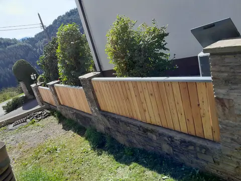 Sonderanfertigung aus Holz – ausgeführtes Referenzprojekt 9